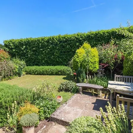 A Magical Countryside Retreat Villa New Alresford Exterior photo
