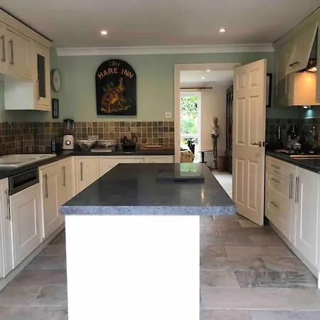 A Magical Countryside Retreat Villa New Alresford Exterior photo