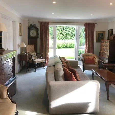 A Magical Countryside Retreat Villa New Alresford Exterior photo