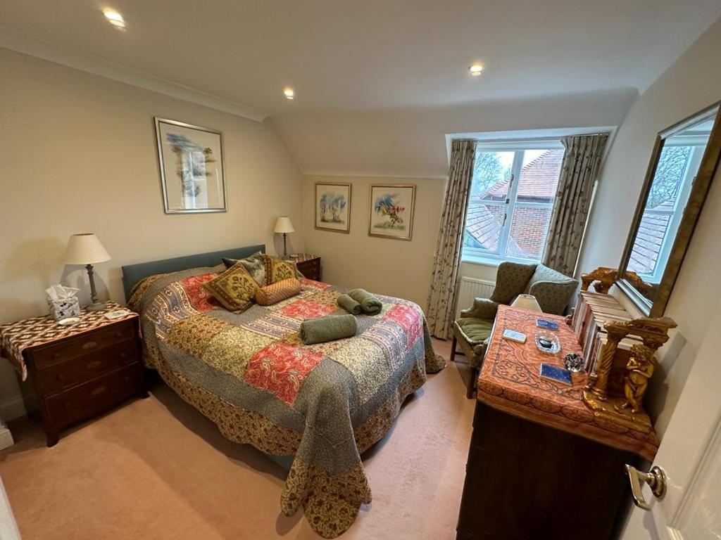 Holiday home A Magical Countryside Retreat *