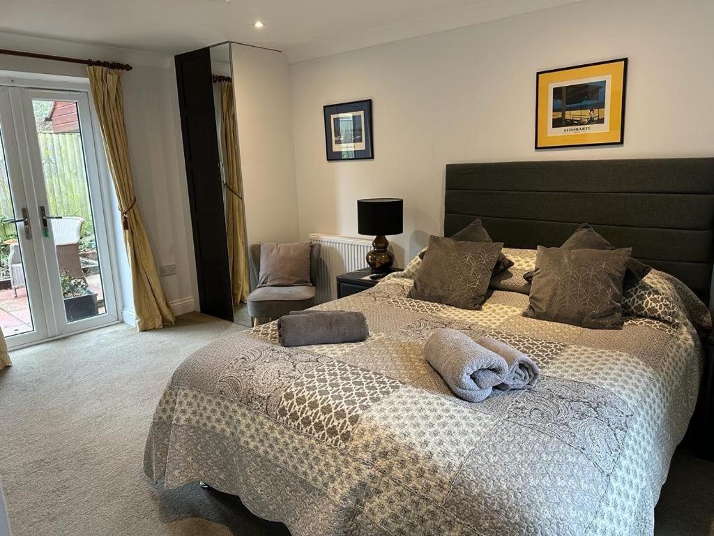 A Magical Countryside Retreat New Alresford